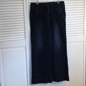ELLE Women’s Jeans, size 6